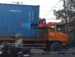 Timbun Solar Subsidi Truk Oren Keliling SPBU Medan